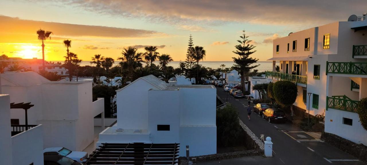Casahost Bastian Boutique II Seaview Apartman Costa Teguise Kültér fotó