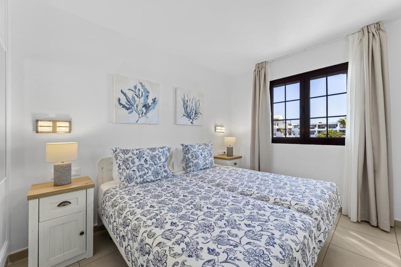 Casahost Bastian Boutique II Seaview Apartman Costa Teguise Kültér fotó