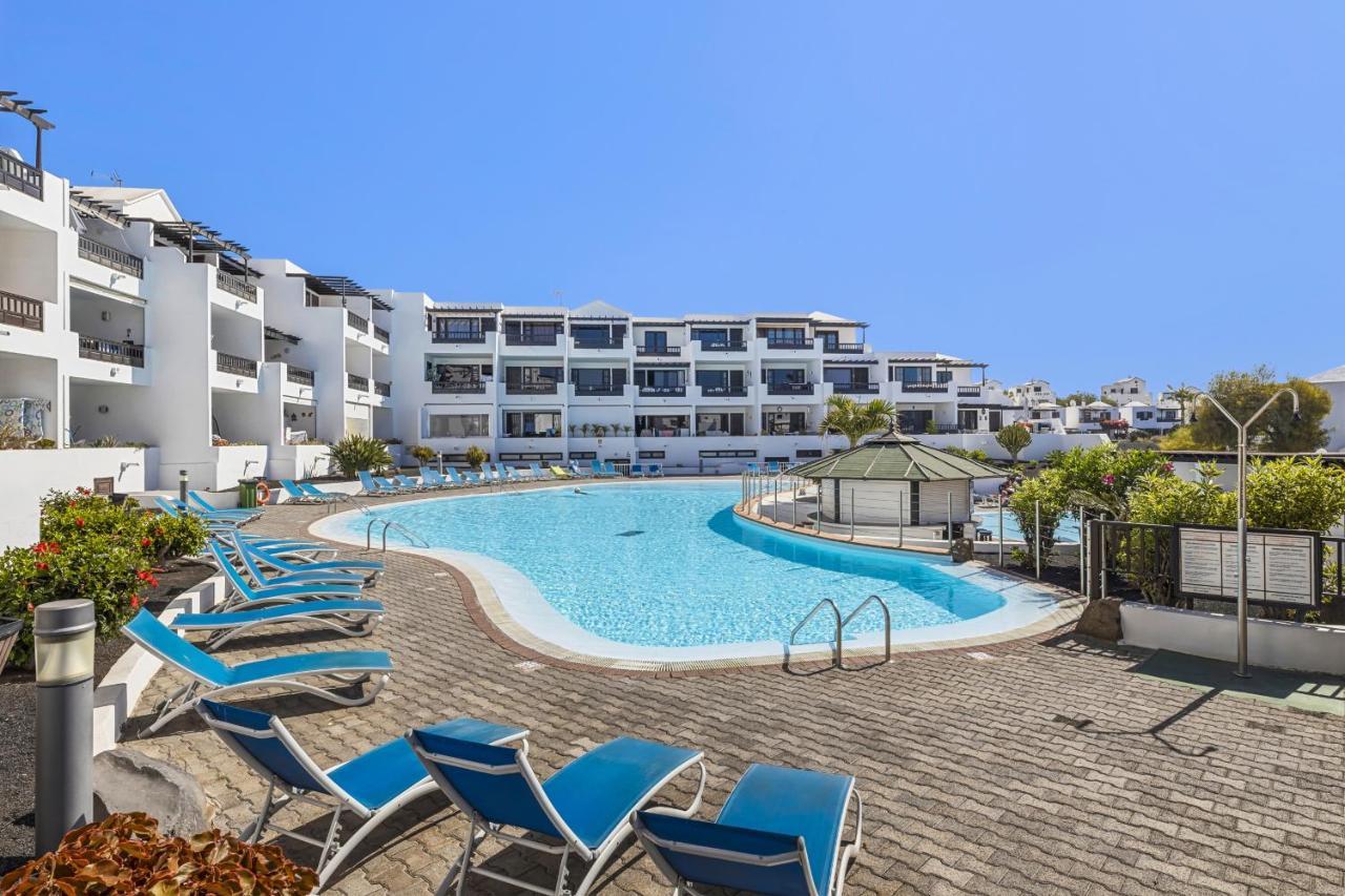 Casahost Bastian Boutique II Seaview Apartman Costa Teguise Kültér fotó