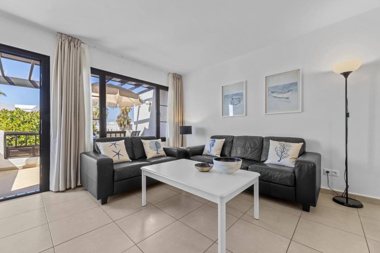Casahost Bastian Boutique II Seaview Apartman Costa Teguise Kültér fotó