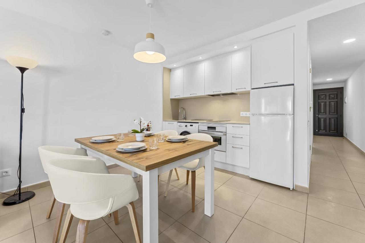 Casahost Bastian Boutique II Seaview Apartman Costa Teguise Kültér fotó